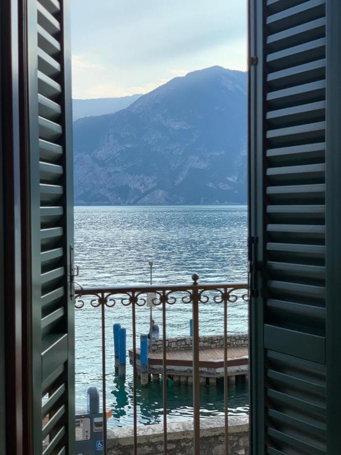 Al Porticciolo - Casa Vacanze Marone Exterior photo